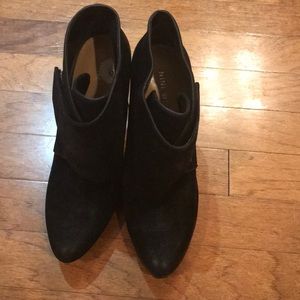 Nine West Platform booties